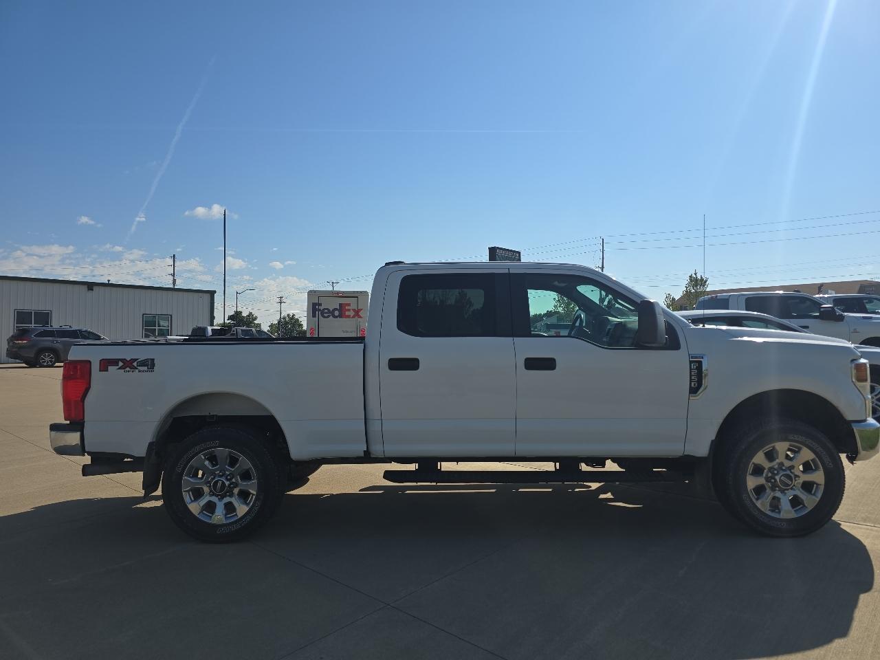Ford Super Duty F-250 SRW XL 4WD Crew Cab 6.75' Box 2021