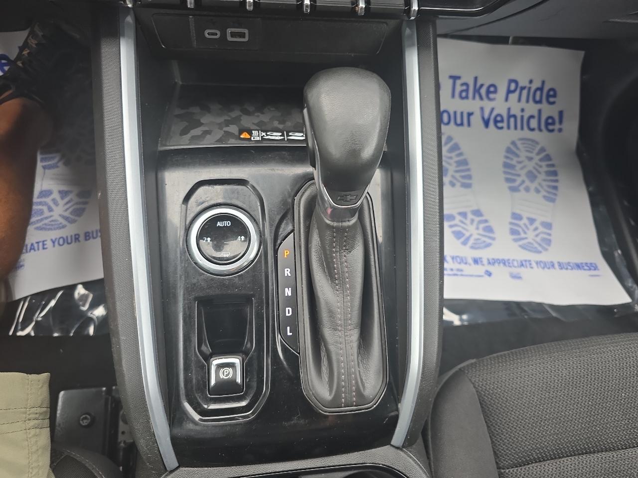 Chevrolet Colorado 4WD Crew Cab LT 2024