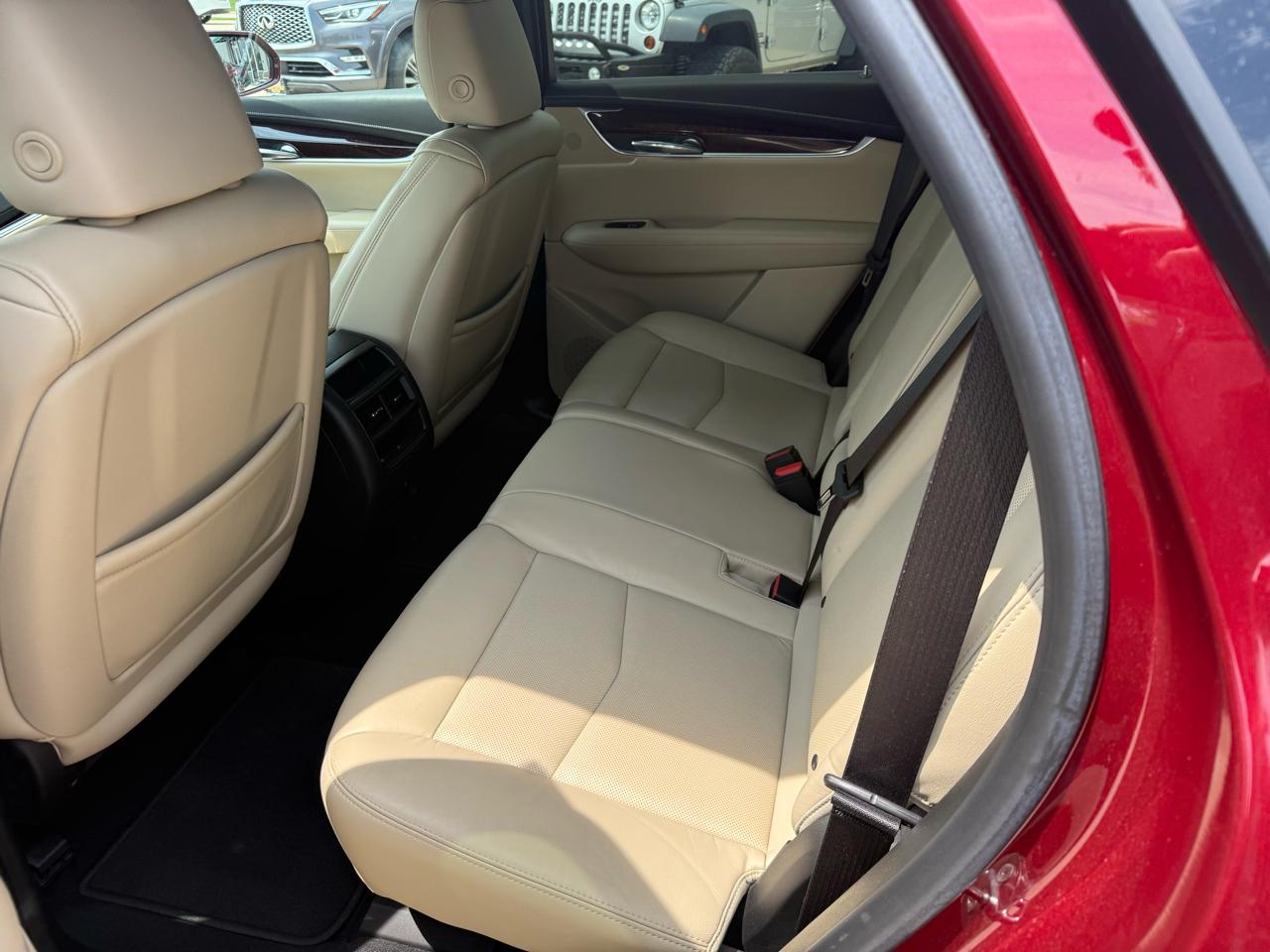 Cadillac XT5 AWD 4dr Luxury 2017