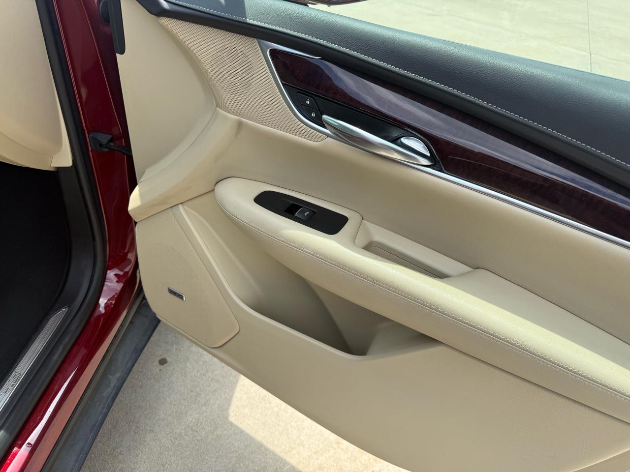 Cadillac XT5 AWD 4dr Luxury 2017