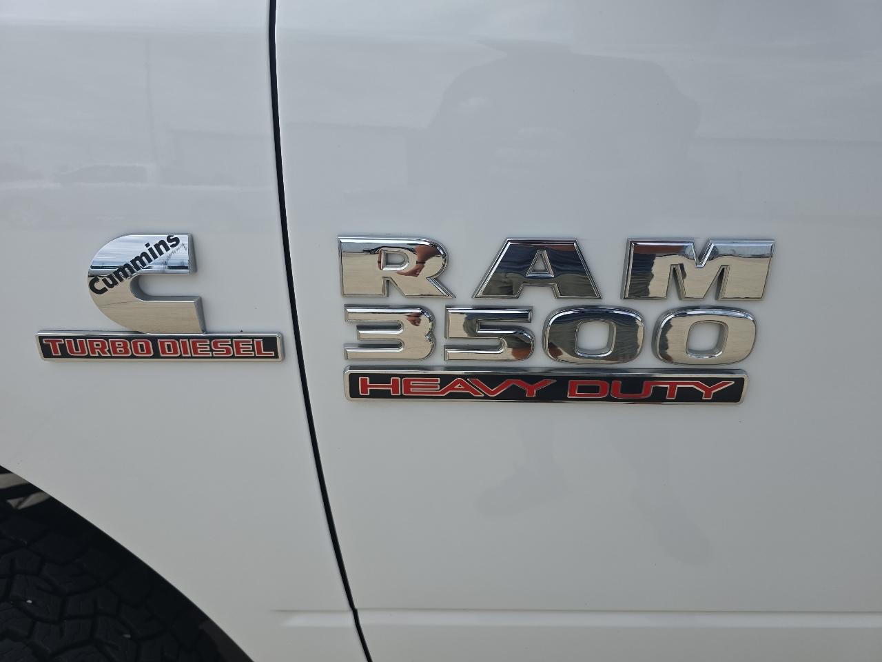 RAM 3500 Chassis Cab Tradesman 4WD Reg Cab 60" CA 143.5" WB 2018