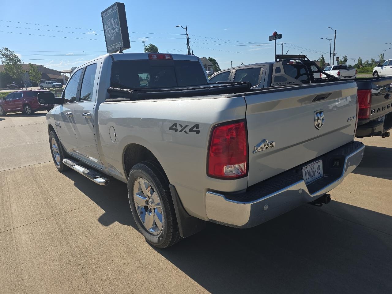 RAM 1500 Big Horn 4x4 Quad Cab 6'4" Box 2017