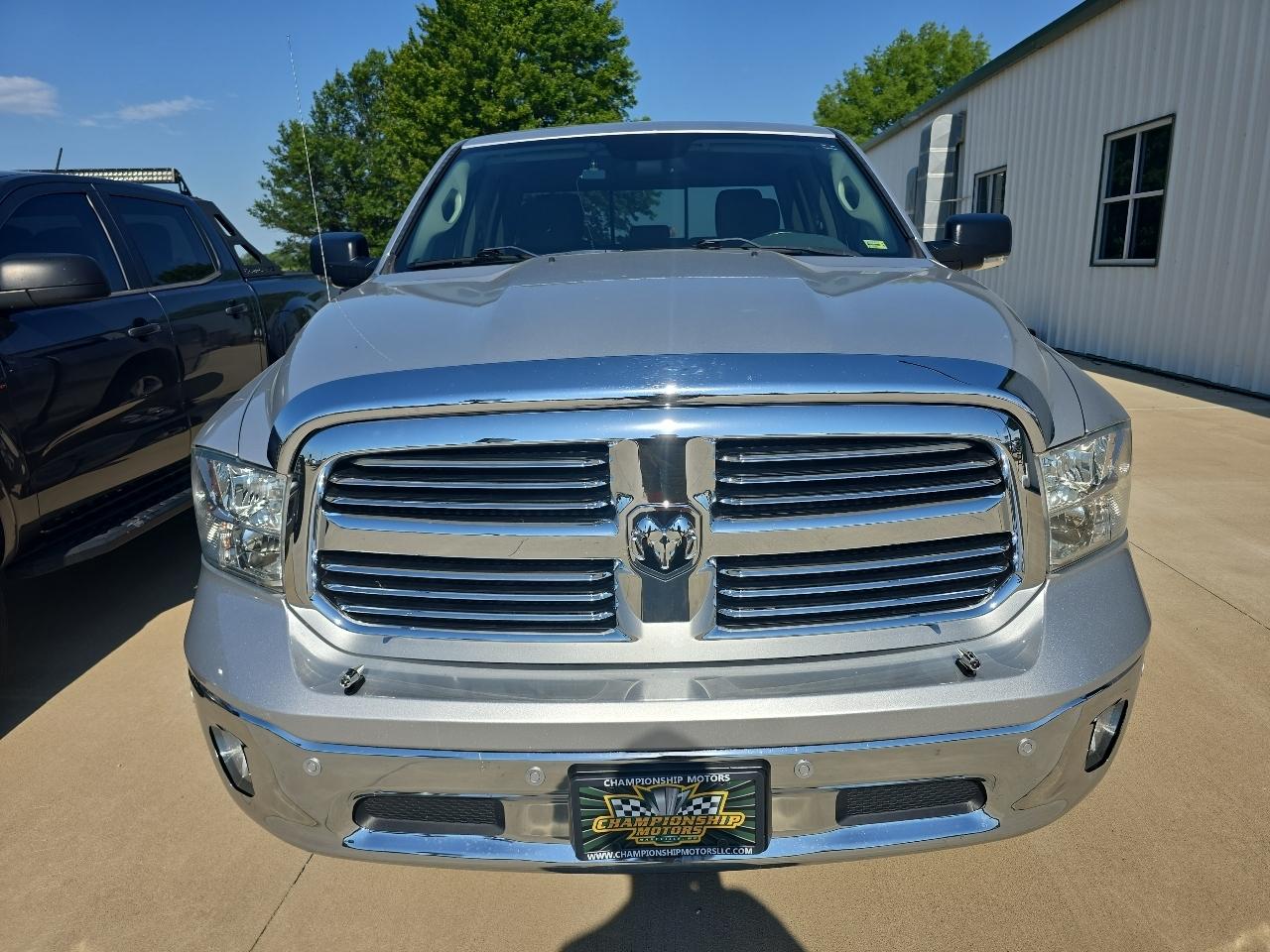RAM 1500 Big Horn 4x4 Quad Cab 6'4" Box 2017