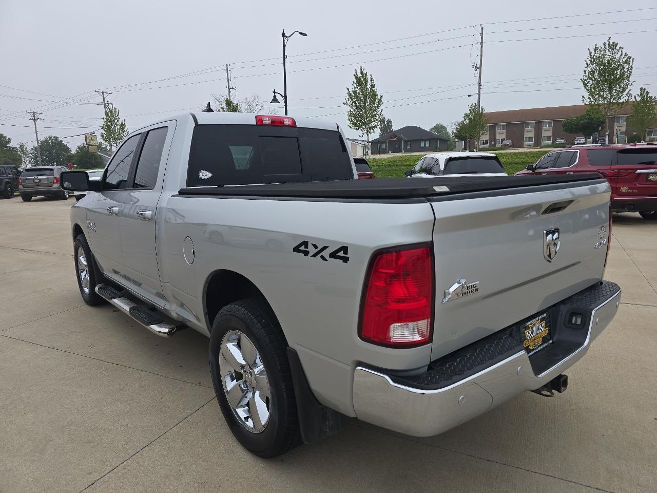 RAM 1500 Big Horn 4x4 Quad Cab 6'4" Box 2017