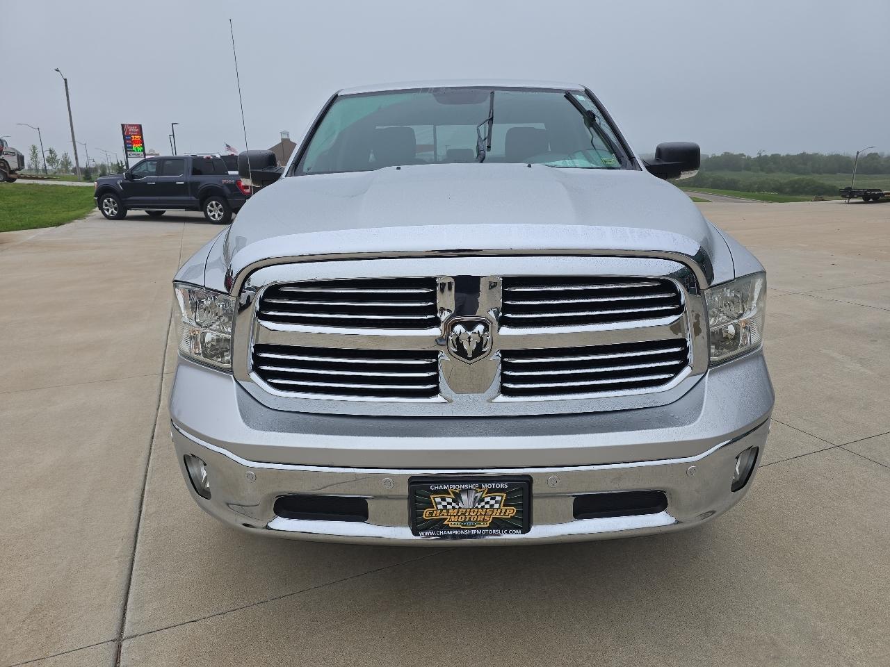 RAM 1500 Big Horn 4x4 Quad Cab 6'4" Box 2017