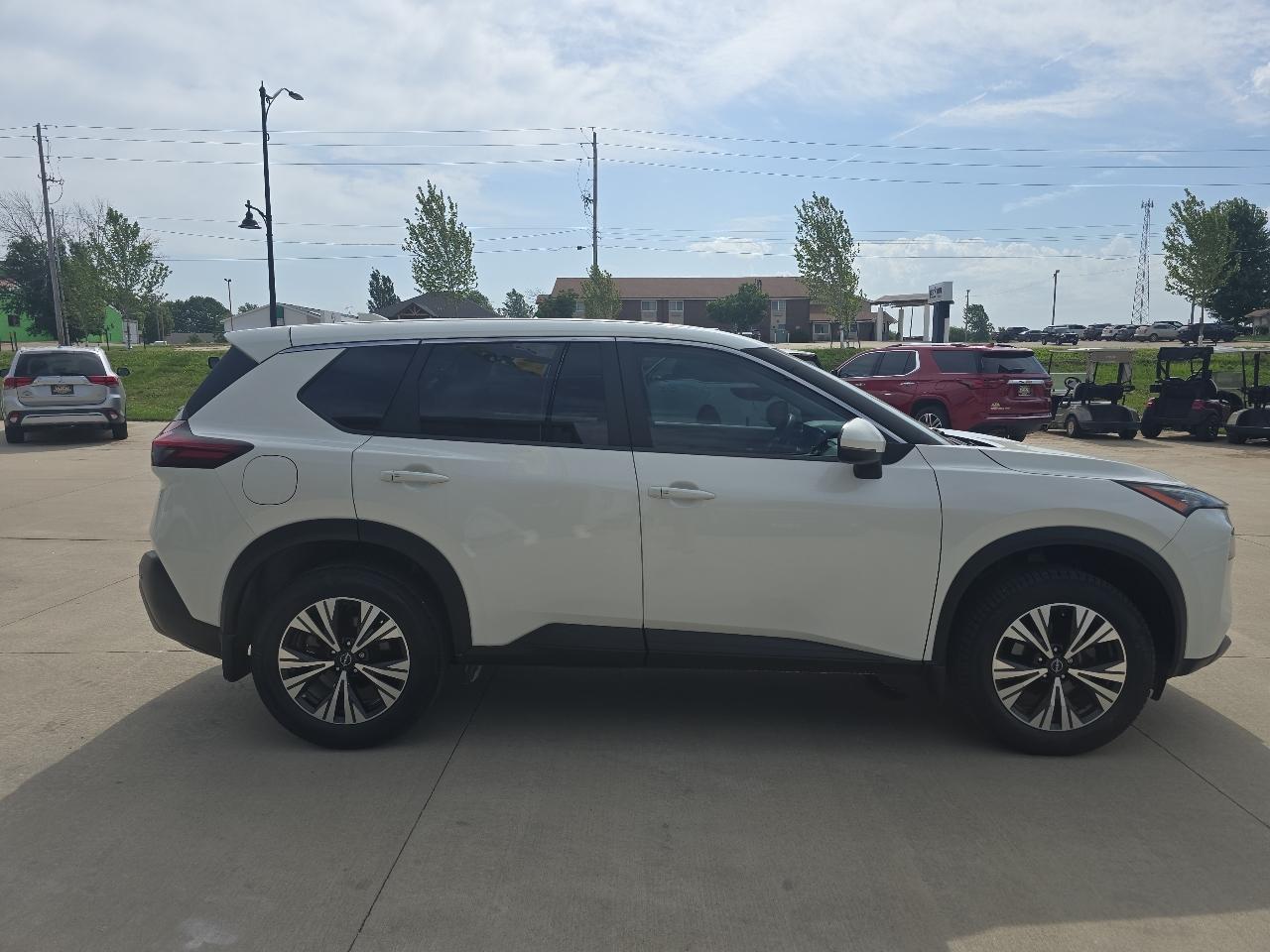 Nissan Rogue FWD SV 2023