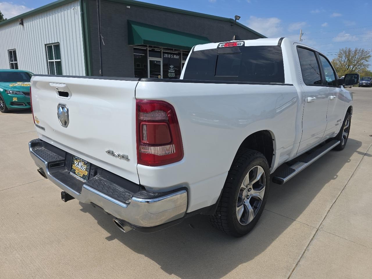 RAM 1500 Laramie 4x4 Crew Cab 6'4" Box 2023