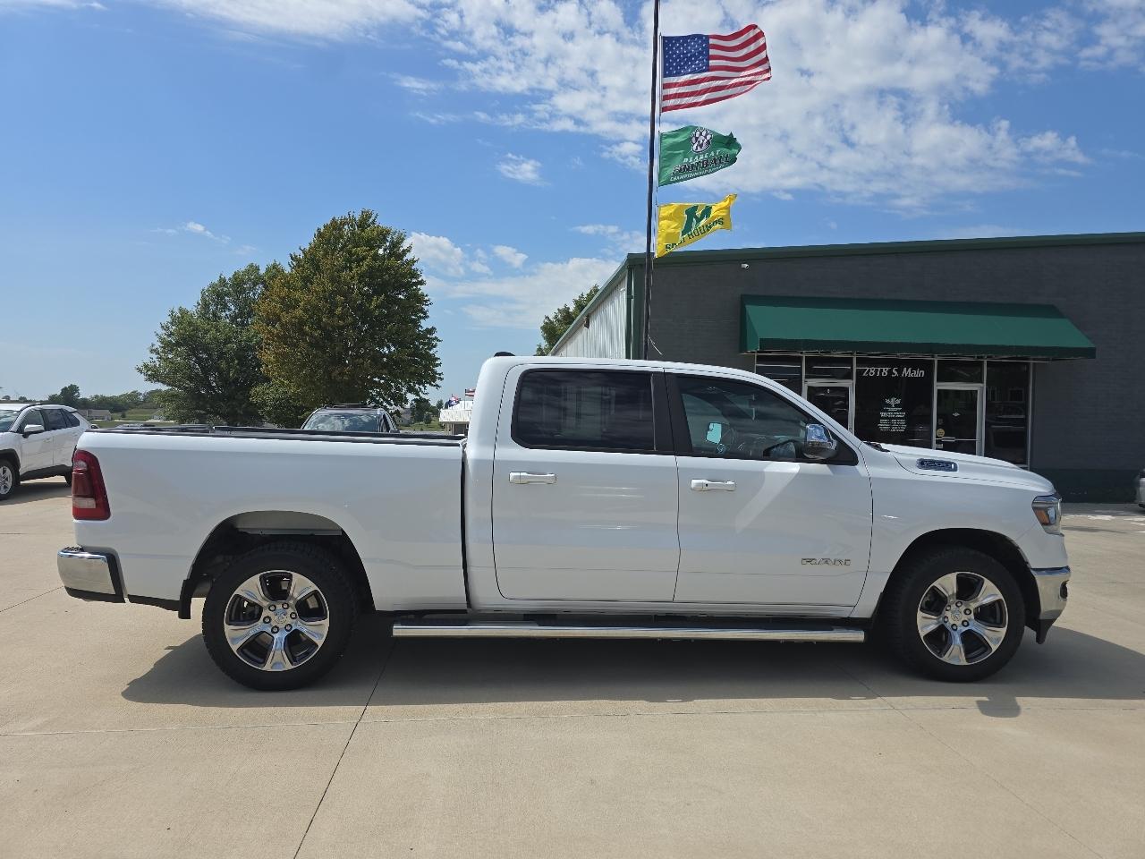 RAM 1500 Laramie 4x4 Crew Cab 6'4" Box 2023