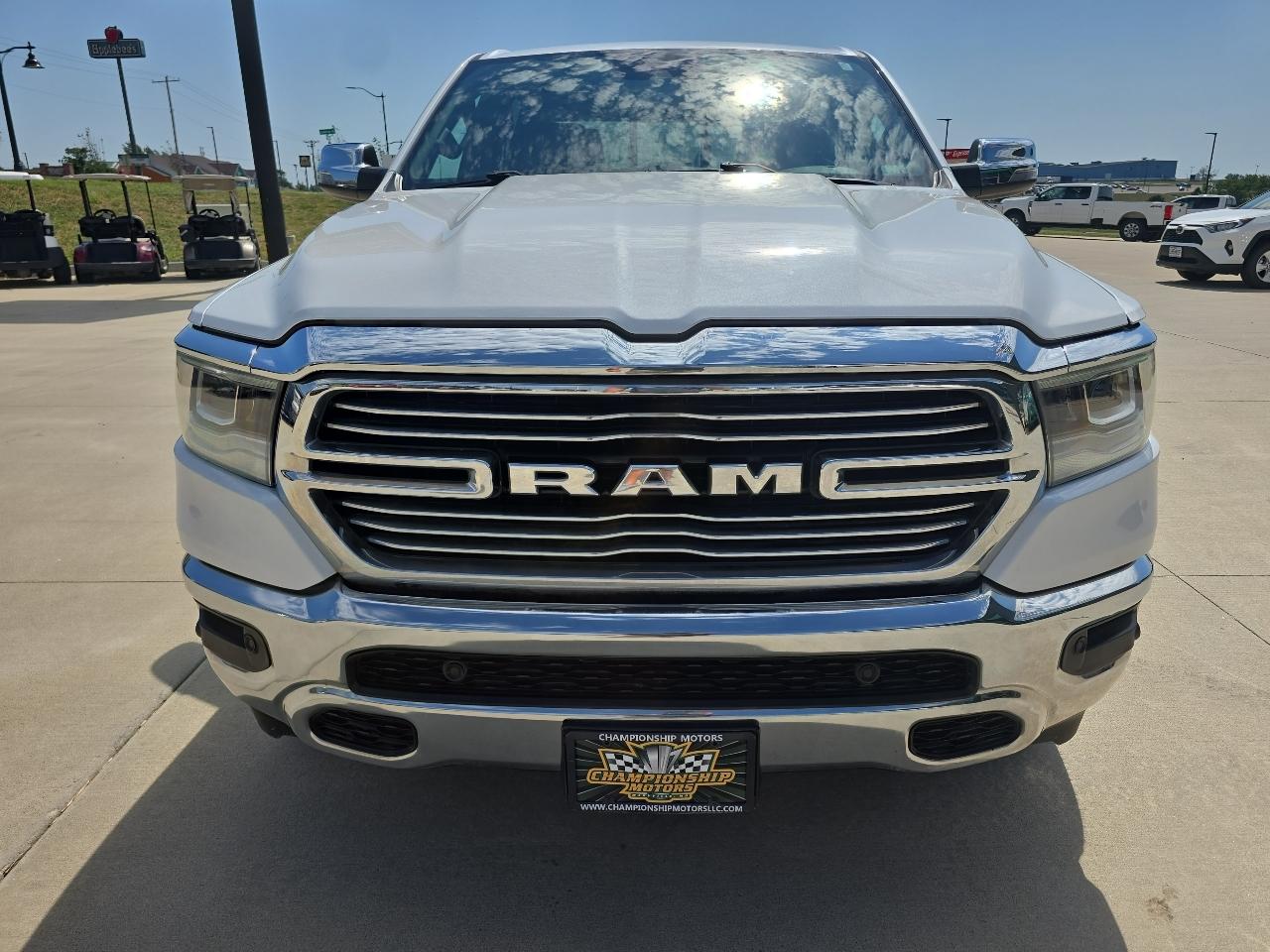 RAM 1500 Laramie 4x4 Crew Cab 6'4" Box 2023
