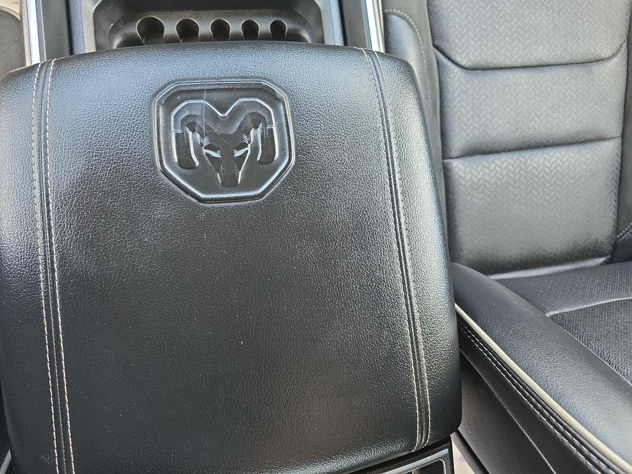RAM 1500 Laramie 4x4 Crew Cab 6'4" Box 2023