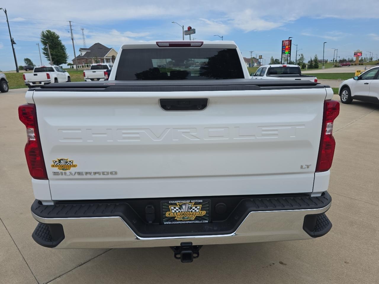 Chevrolet Silverado 1500 4WD Crew Cab 147" LT w/1LT 2023