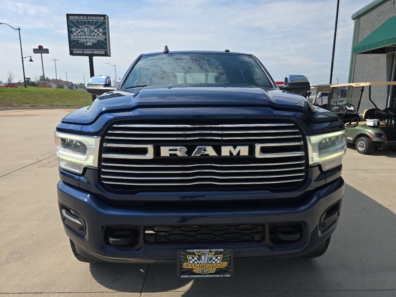 RAM 2500 Laramie 4x4 Crew Cab 6'4" Box 2022
