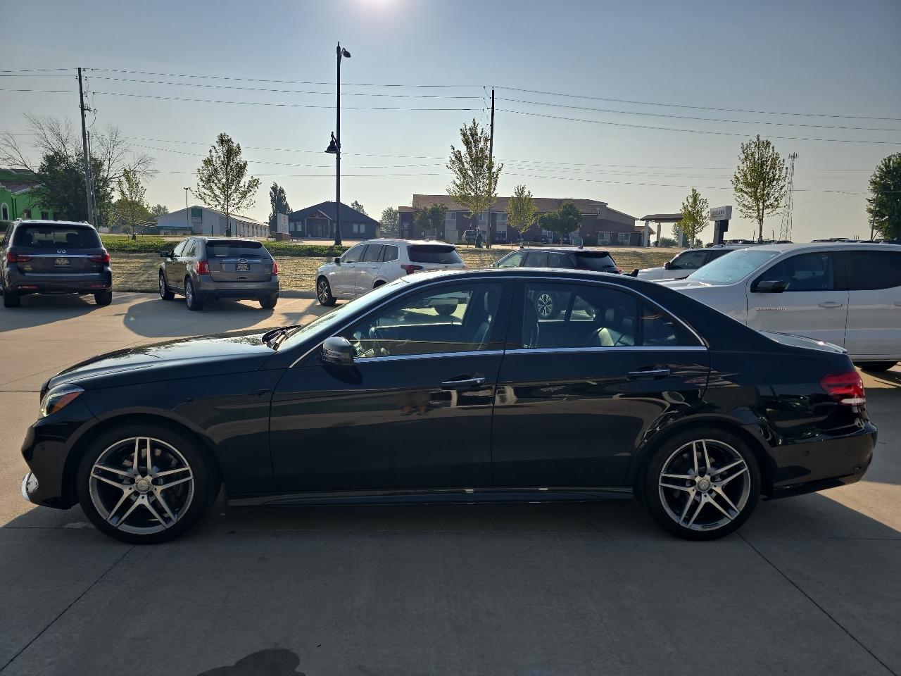 Mercedes-Benz E-Class 4dr Sdn E 400 4MATIC 2015