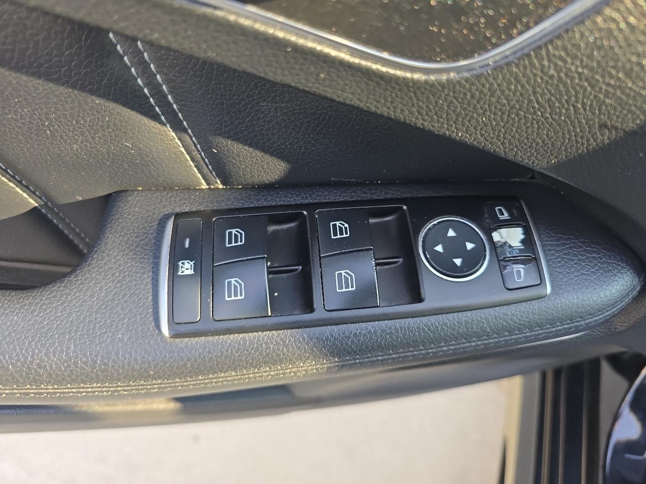 Mercedes-Benz E-Class 4dr Sdn E 400 4MATIC 2015