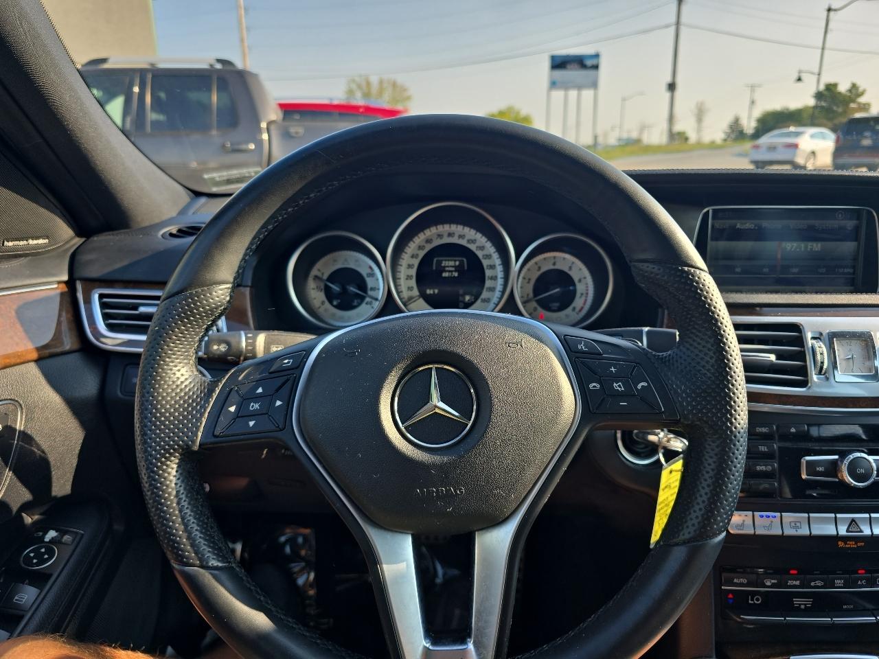 Mercedes-Benz E-Class 4dr Sdn E 400 4MATIC 2015