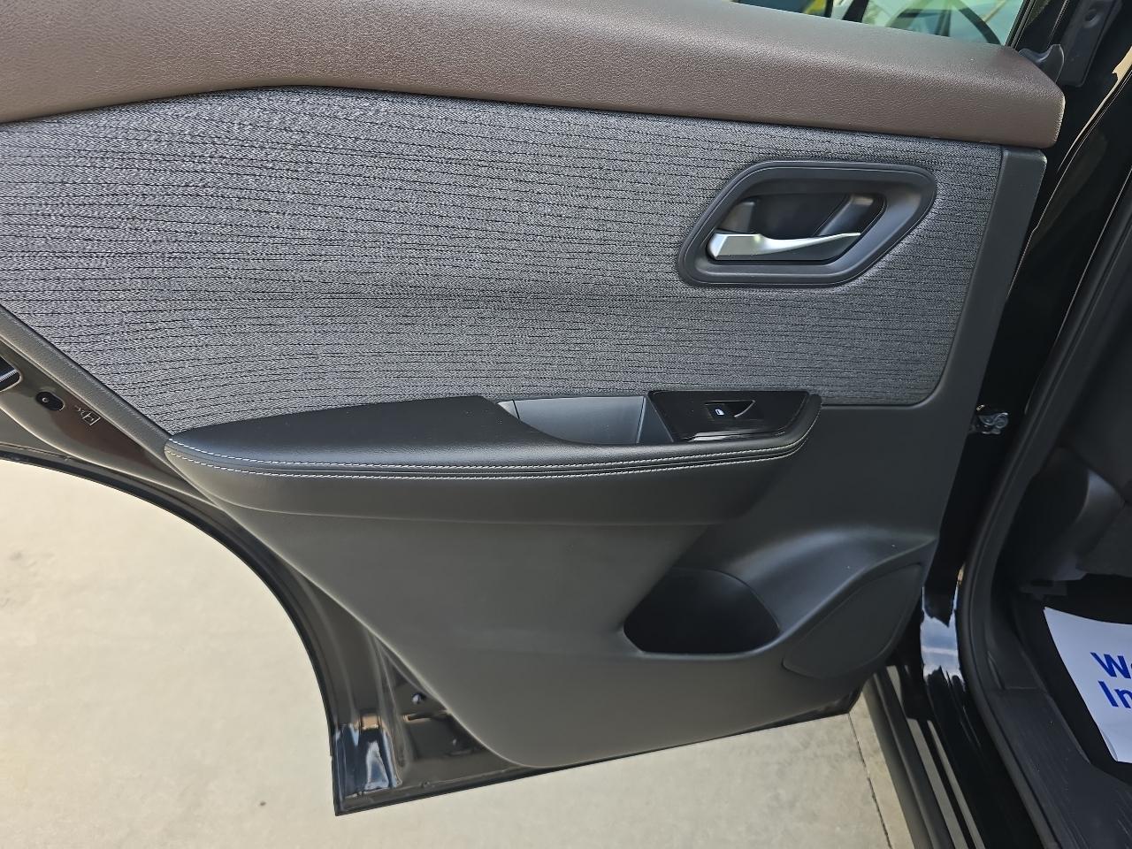 Nissan Rogue AWD SV 2022