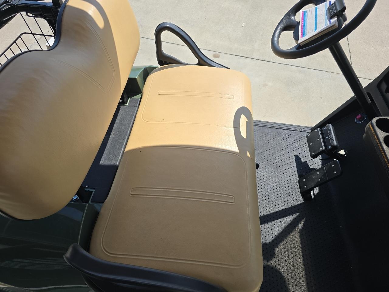 EZ-GO Golf Cart  2014