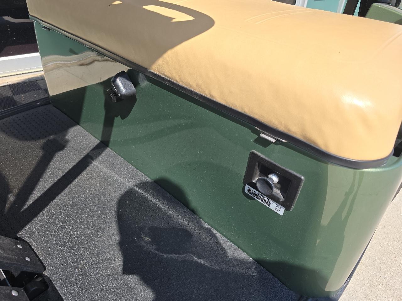 EZ-GO Golf Cart  2014