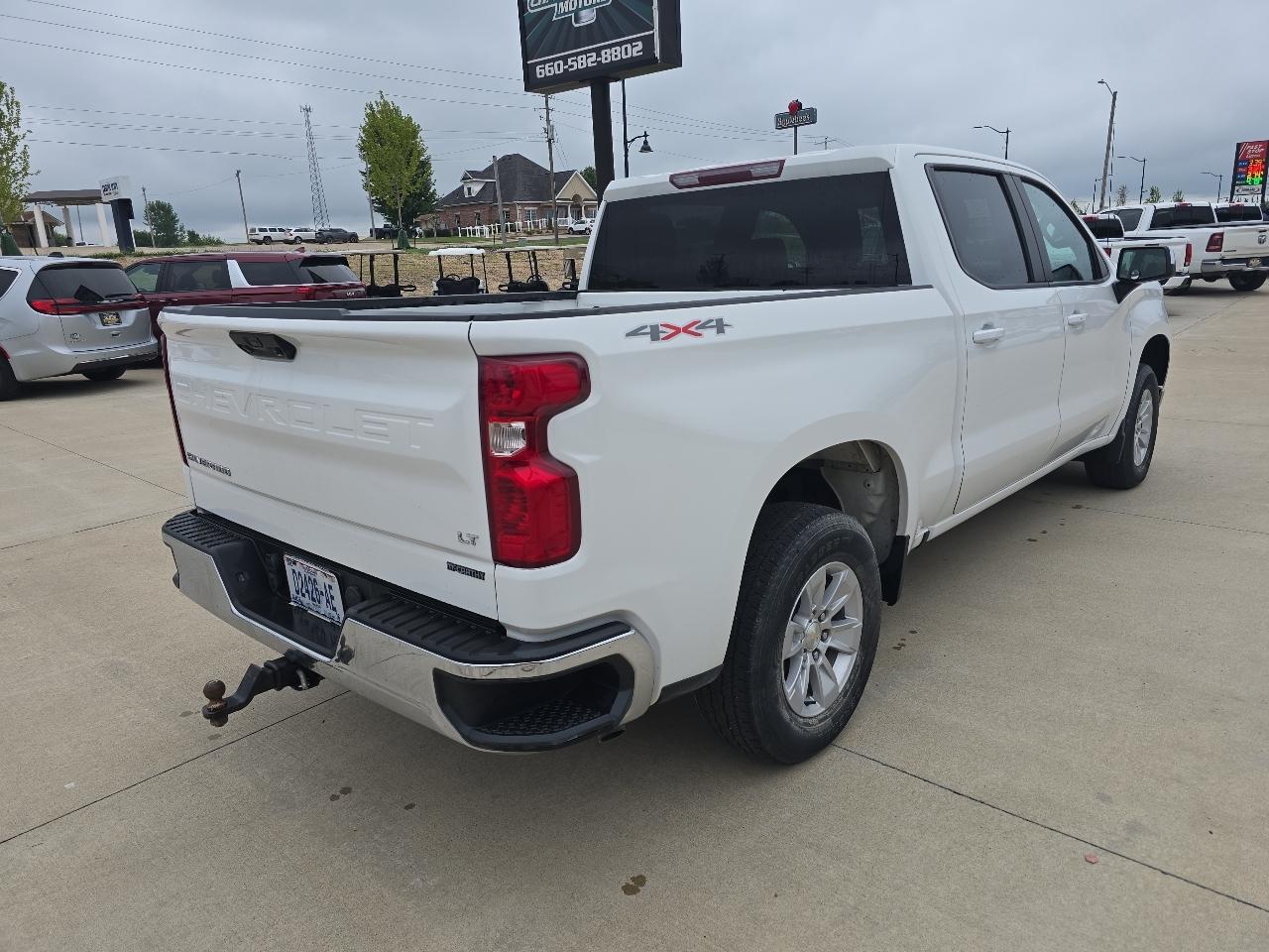 Chevrolet Silverado 1500 4WD Crew Cab 147" LT w/1LT 2023