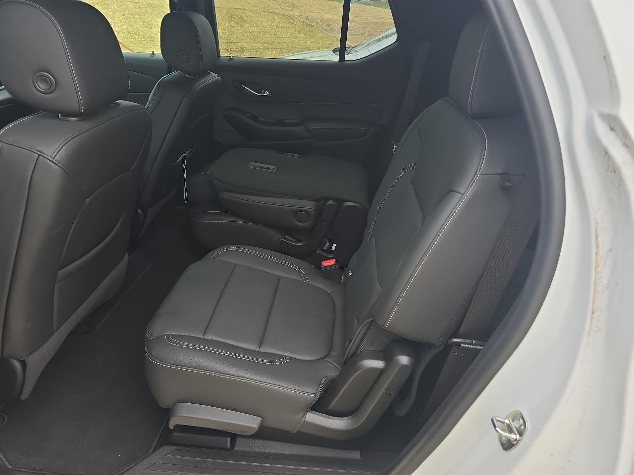 Chevrolet Traverse FWD 4dr LT Leather w/3LT 2023