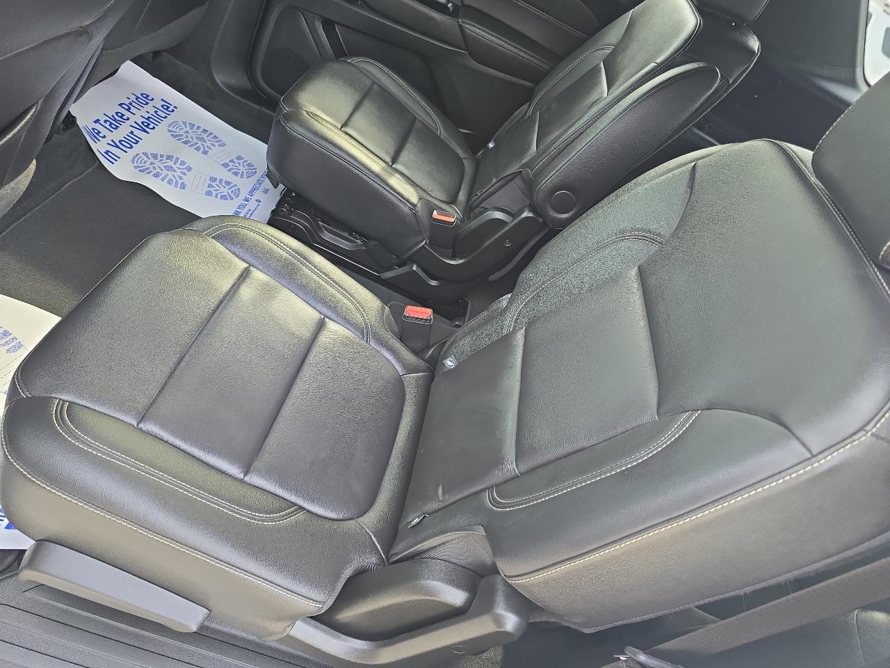 Chevrolet Traverse FWD 4dr LT Leather w/3LT 2023