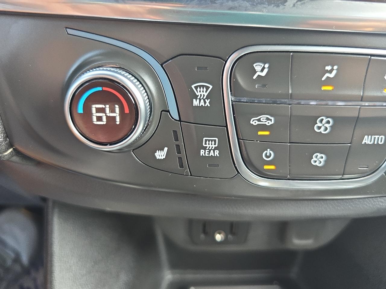 Chevrolet Traverse FWD 4dr LT Leather w/3LT 2023