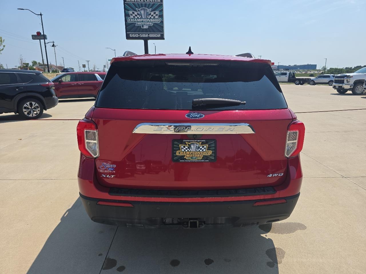 Ford Explorer XLT 4WD 2022
