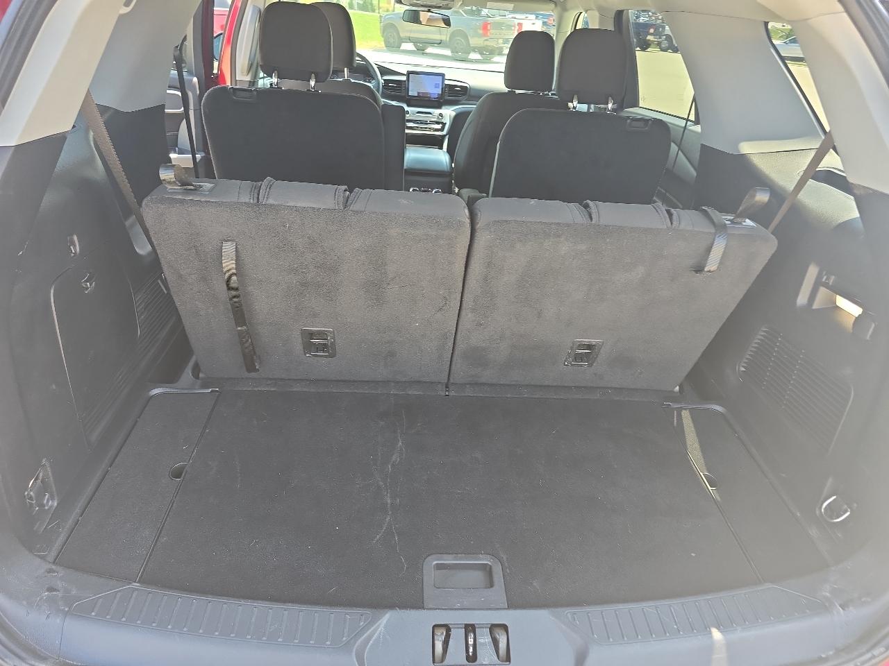 Ford Explorer XLT 4WD 2022