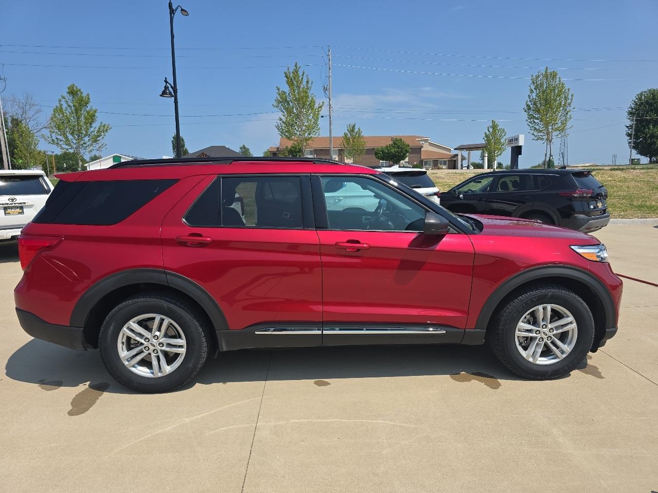 Ford Explorer XLT 4WD 2022