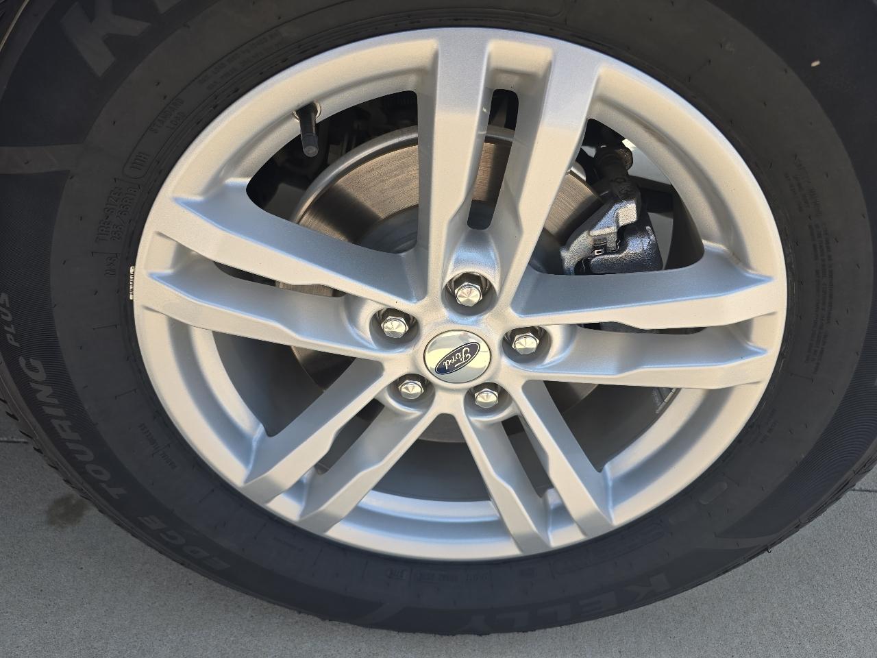 Ford Explorer XLT 4WD 2022