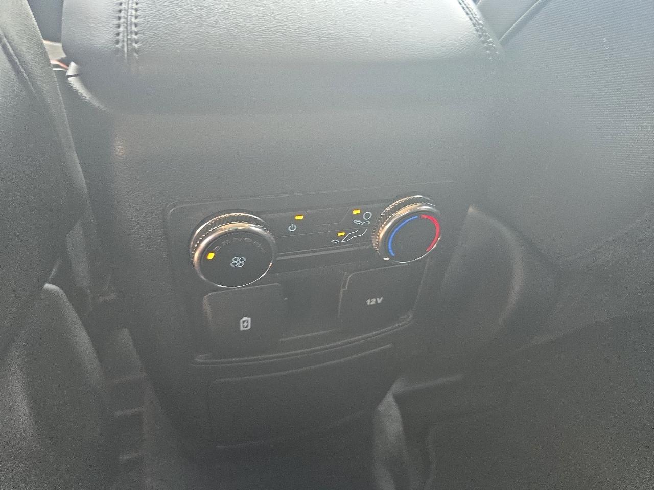 Ford Explorer XLT 4WD 2022