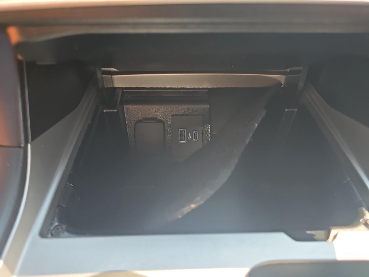 Ford Explorer XLT 4WD 2022