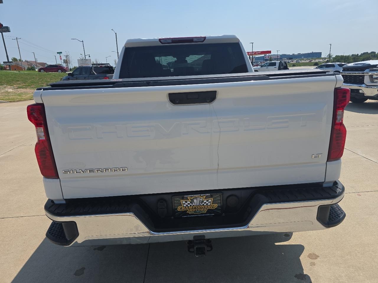 Chevrolet Silverado 1500 4WD Crew Cab 147" LT w/1LT 2024