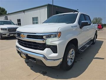 2024 Chevrolet Silverado 1500 4WD Crew Cab 147" LT w/1LT