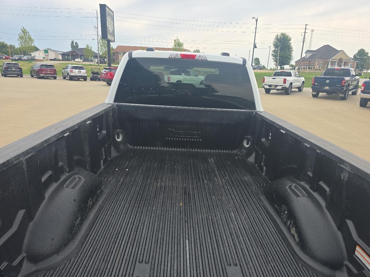 Ford Super Duty F-250 SRW XLT 4WD Crew Cab 8' Box 2024