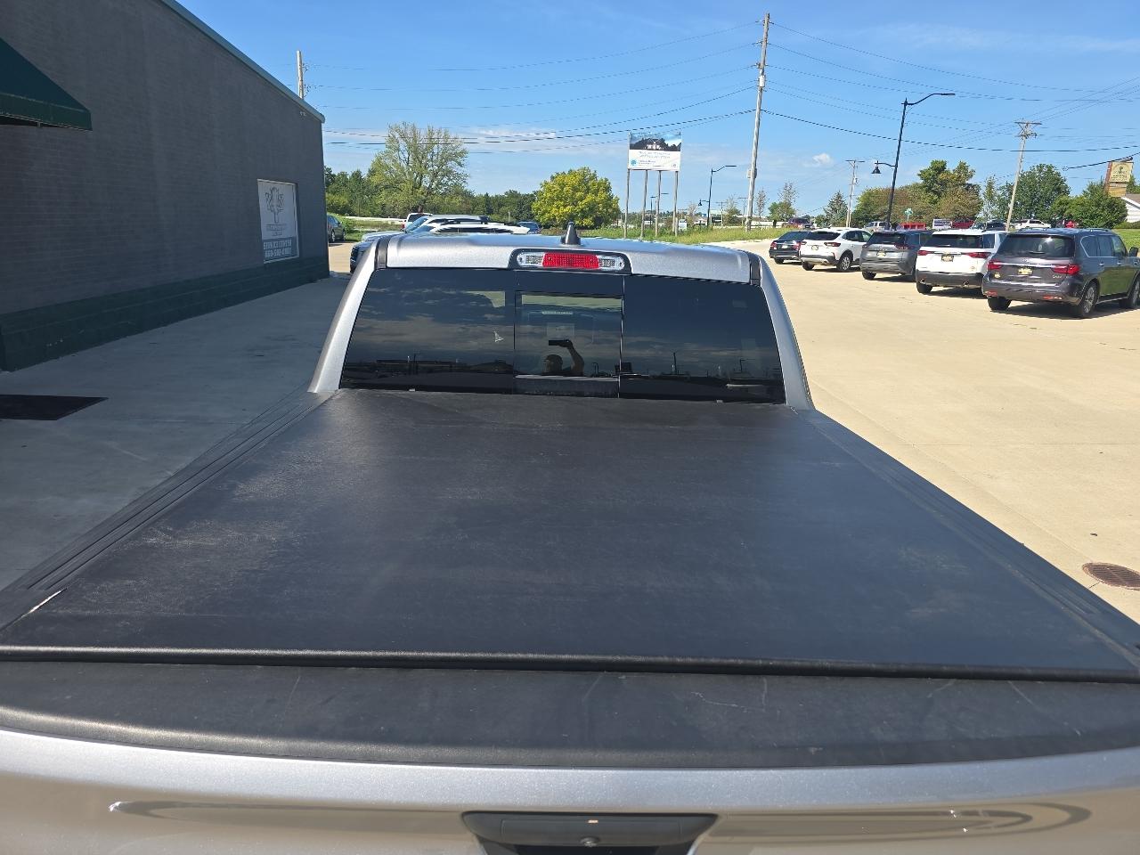 RAM 1500 Big Horn 4x4 Crew Cab 5'7" Box 2023