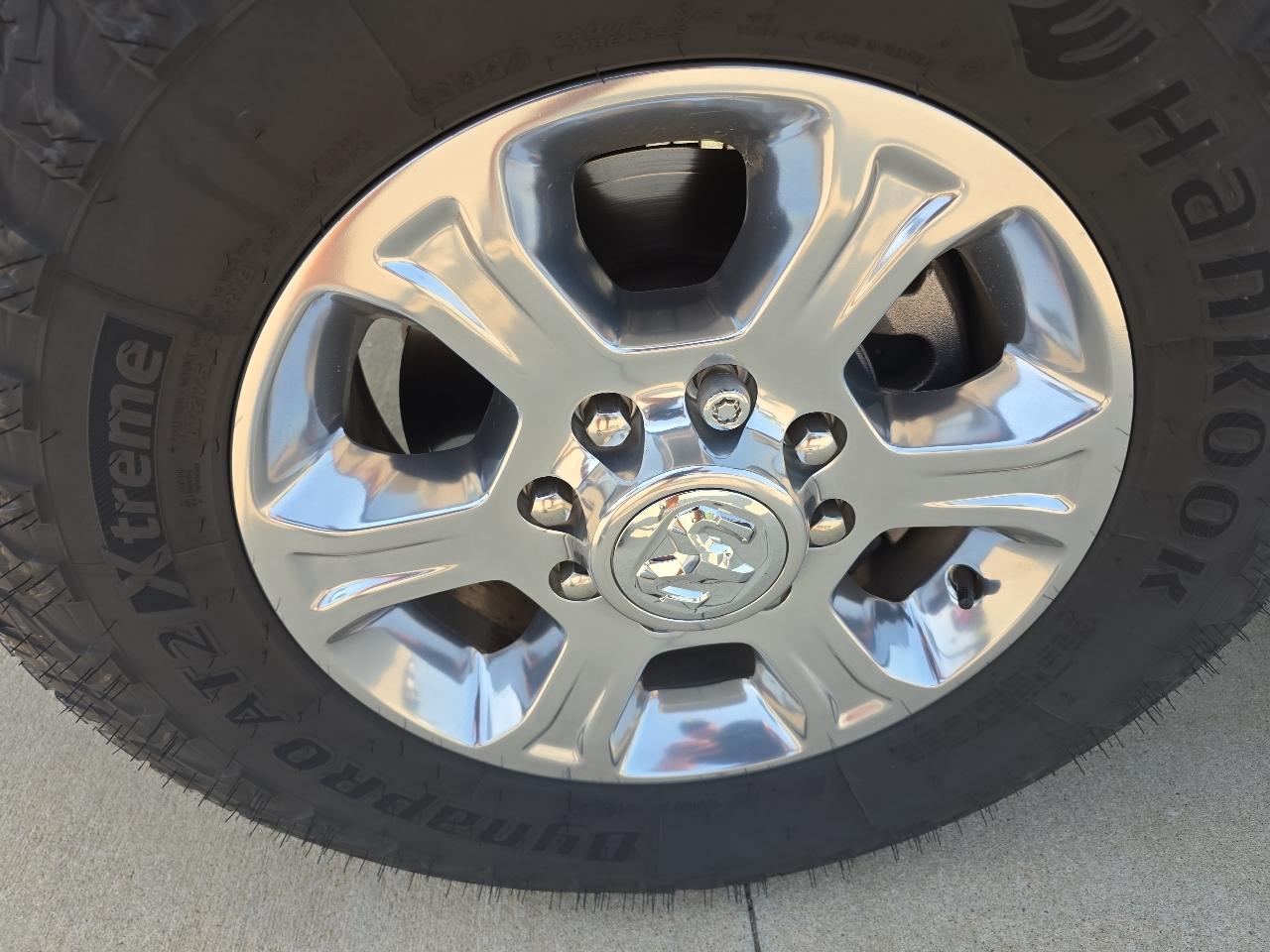 RAM 2500 Lone Star 4x4 Crew Cab 6'4" Box 2022