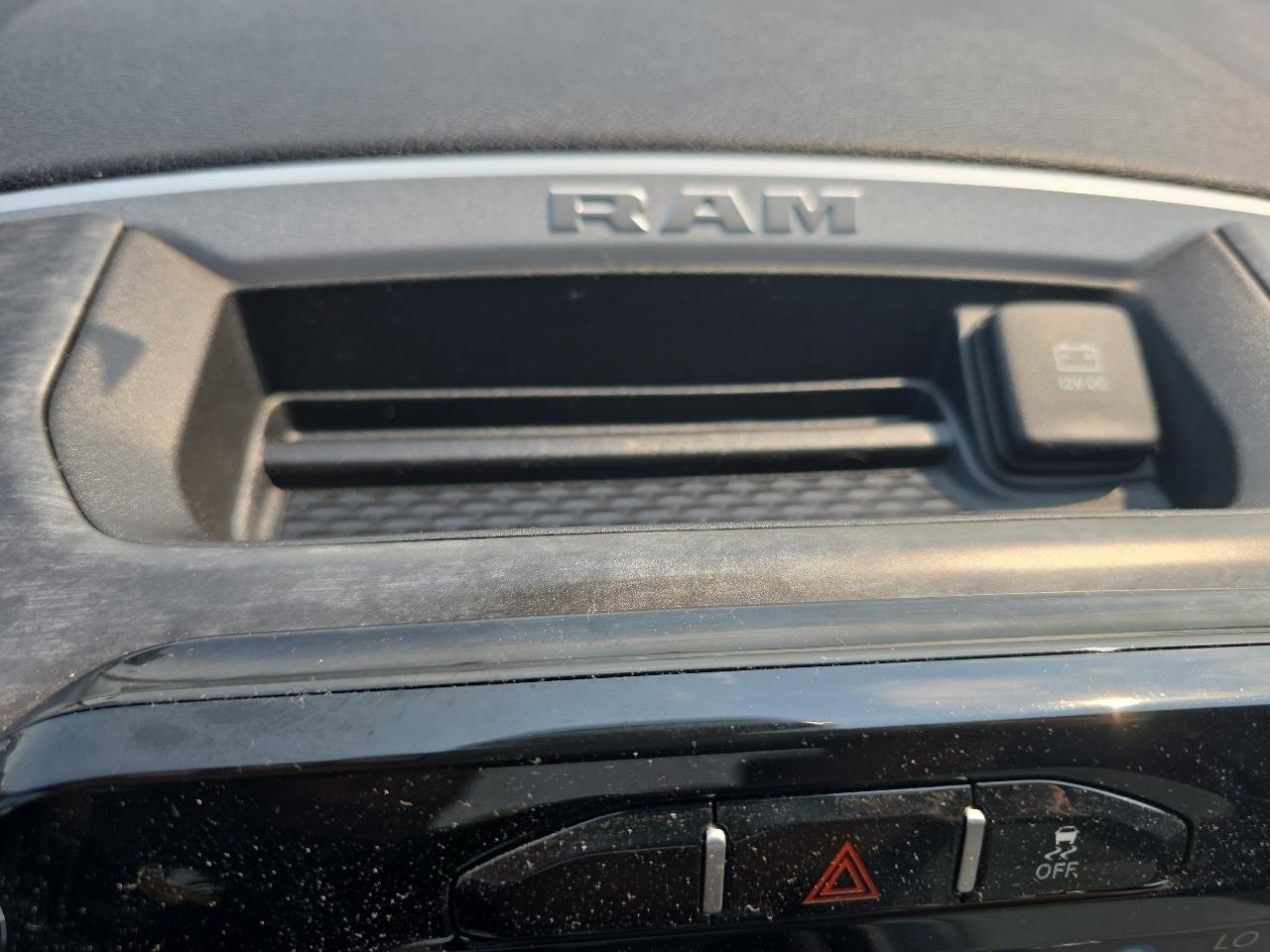 RAM 2500 Lone Star 4x4 Crew Cab 6'4" Box 2022