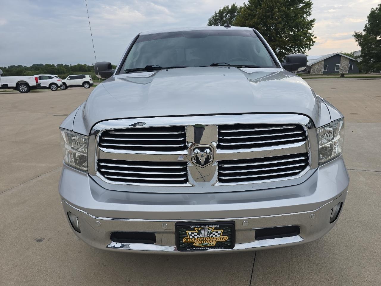 RAM 1500 Big Horn 4x4 Crew Cab 5'7" Box 2017