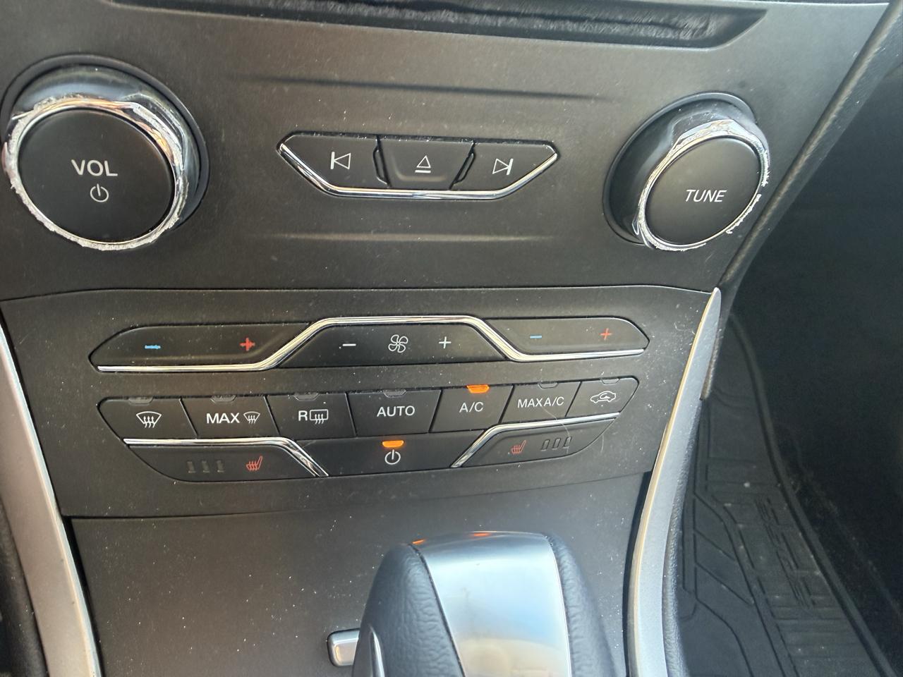 Ford Edge 4dr SEL AWD 2015