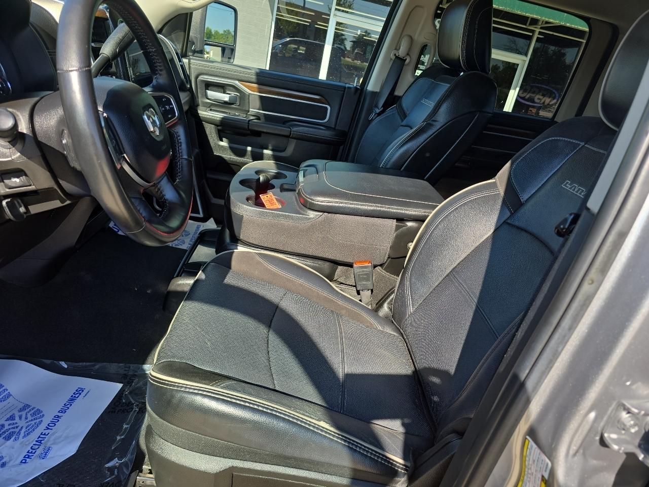 RAM 2500 Laramie 4x4 Crew Cab 6'4" Box 2024