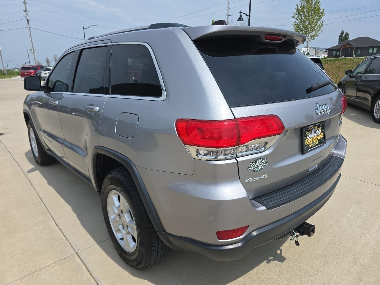 Jeep Grand Cherokee 4WD 4dr Laredo 2016