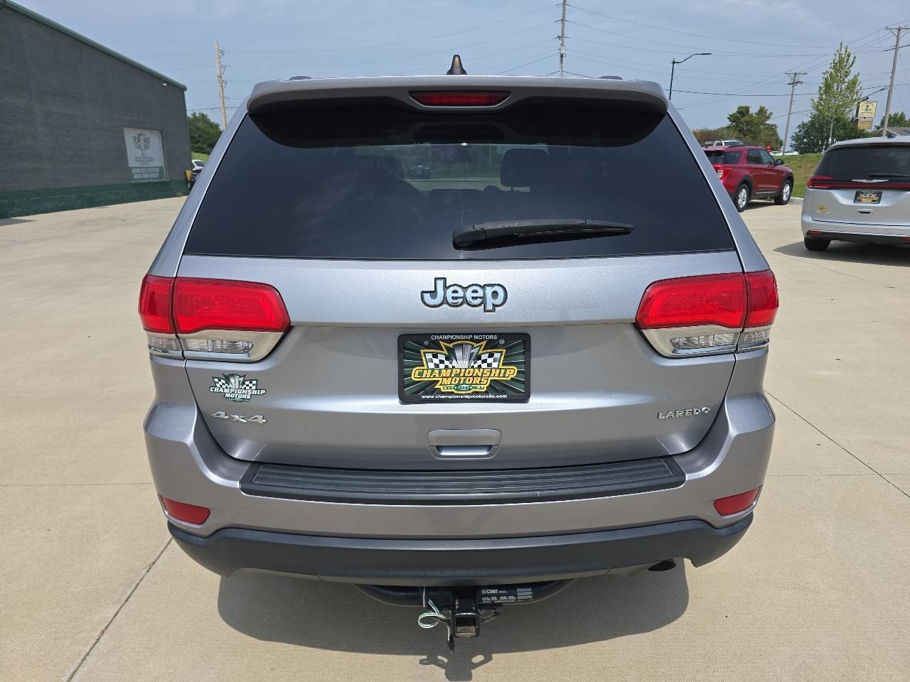 Jeep Grand Cherokee 4WD 4dr Laredo 2016