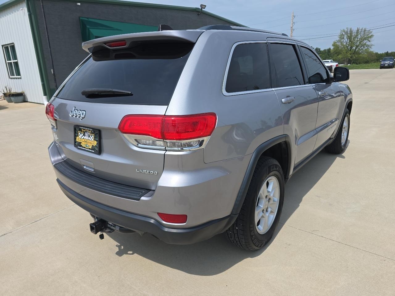 Jeep Grand Cherokee 4WD 4dr Laredo 2016