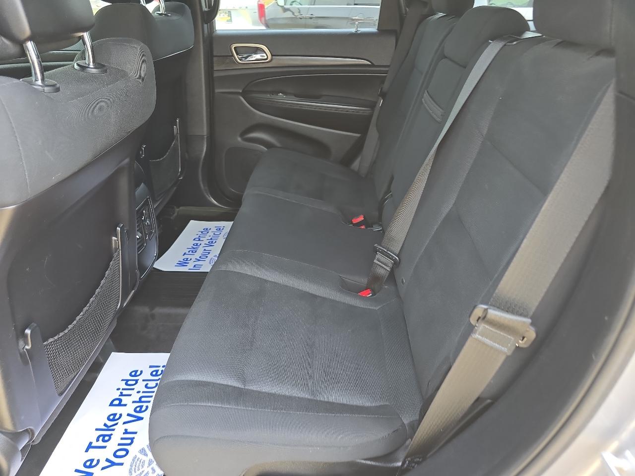 Jeep Grand Cherokee 4WD 4dr Laredo 2016
