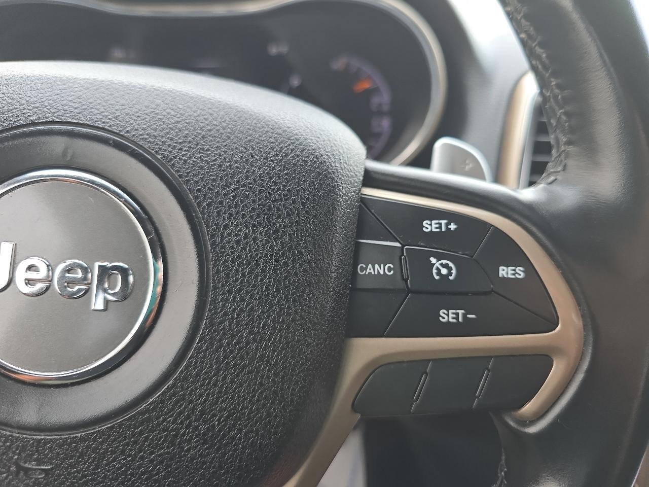 Jeep Grand Cherokee 4WD 4dr Laredo 2016