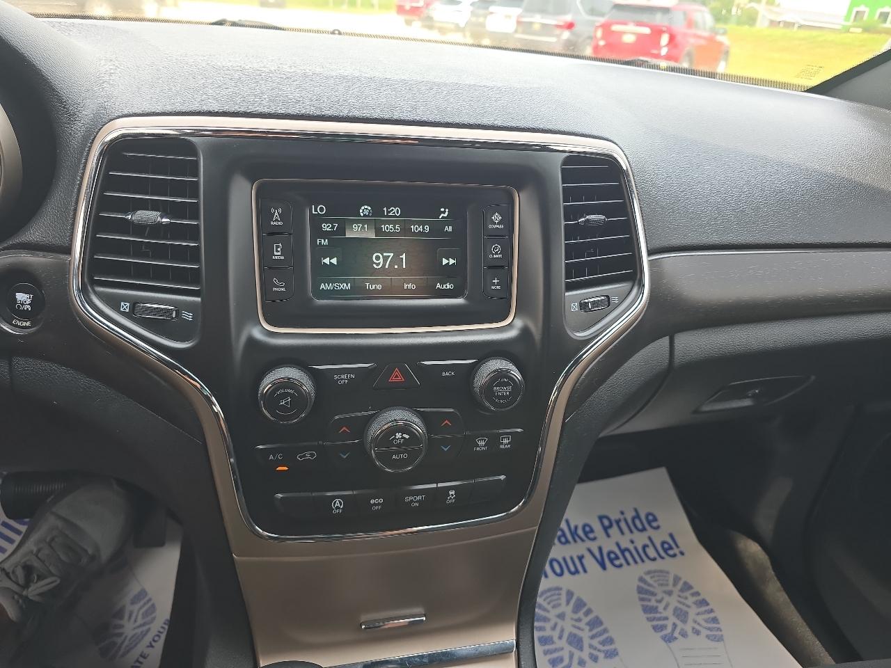 Jeep Grand Cherokee 4WD 4dr Laredo 2016