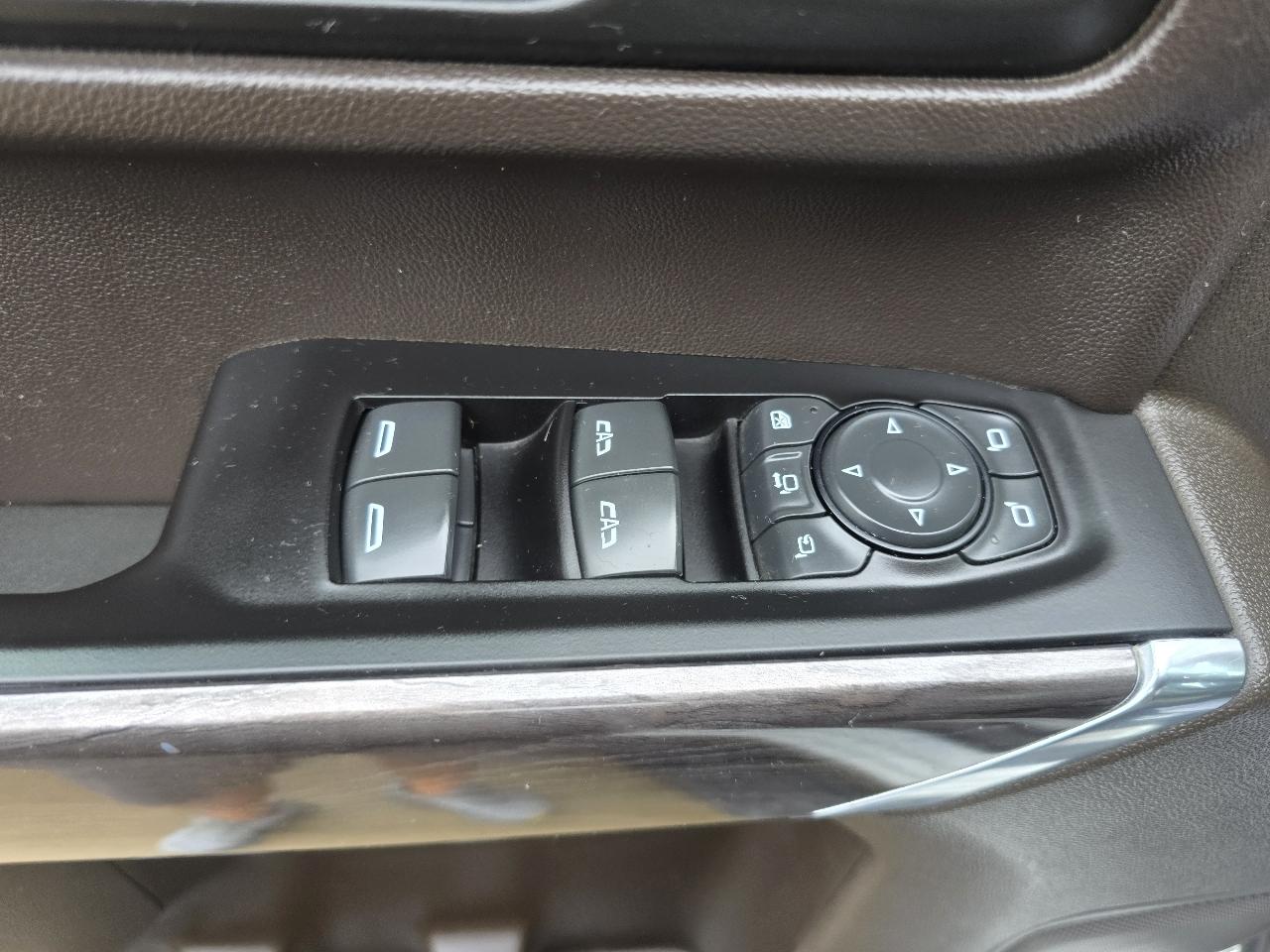 Chevrolet Silverado 2500HD 4WD Crew Cab 159" LTZ 2022