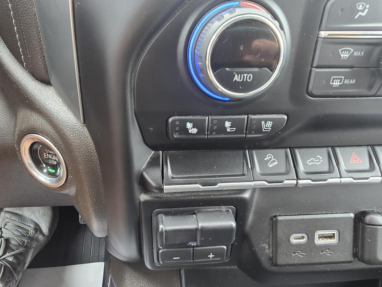 Chevrolet Silverado 2500HD 4WD Crew Cab 159" LTZ 2022