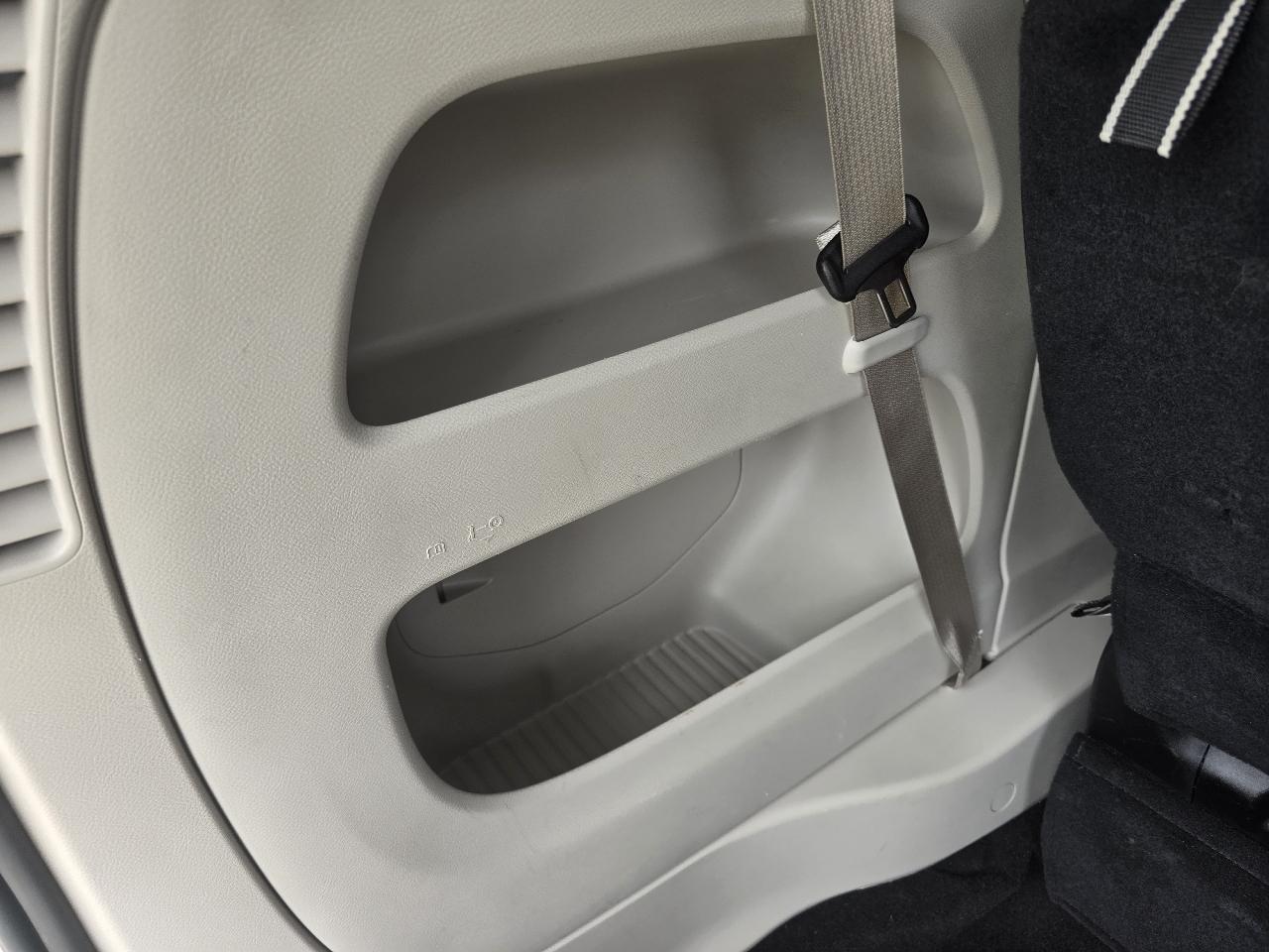 Chrysler Pacifica Touring L FWD 2023